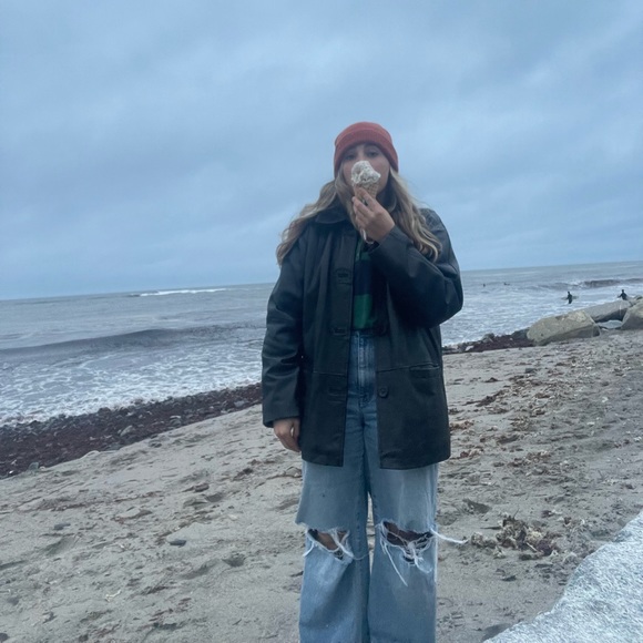 Meet your Posher, Bethany - Picture 6 of 8